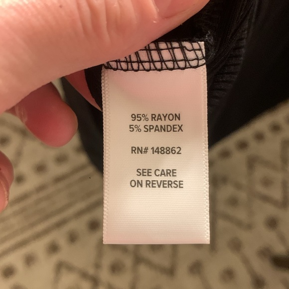 TORRID Super Soft Ribbed Smock Waist Lounge Short in Deep Black Inseam 3.25” NWT - Picture 7 of 9